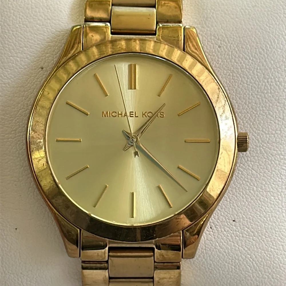 Working! Ladies Michael Kors Slim Runway Minimalist Watch Style #3179